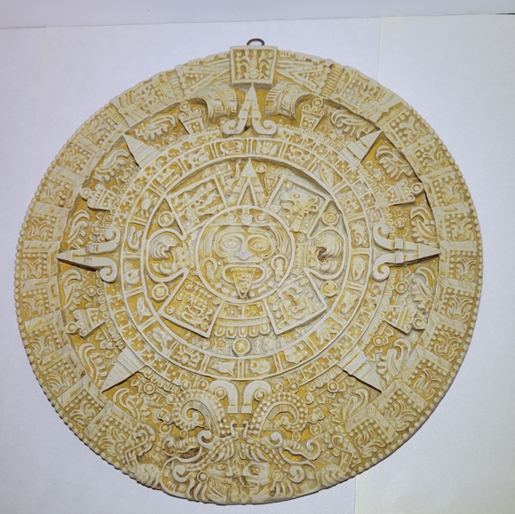 Ceramic 10.5" Round Aztec Calendar Wall Art Mexico. Gorgeous intricate detailed - Picture 3 of 6